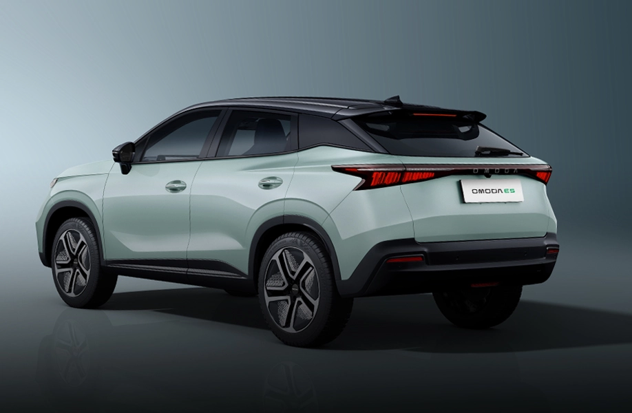 HARGA CHERY OMODA E5 light-shadow-streamline-body.webp